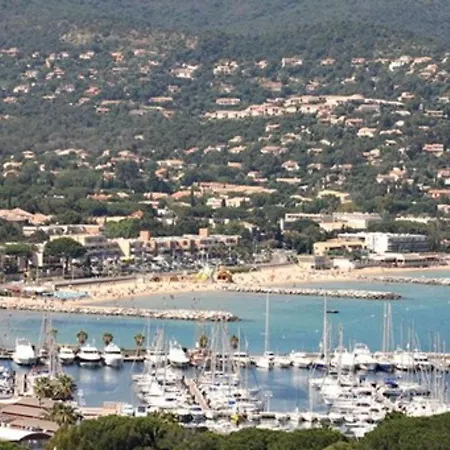 T3 Centre-ville: Balcon, Ascenseur, 2 Chambres, Equipe, Capacite 6 Personnes - Fr-1-100-217 Cavalaire-sur-Mer